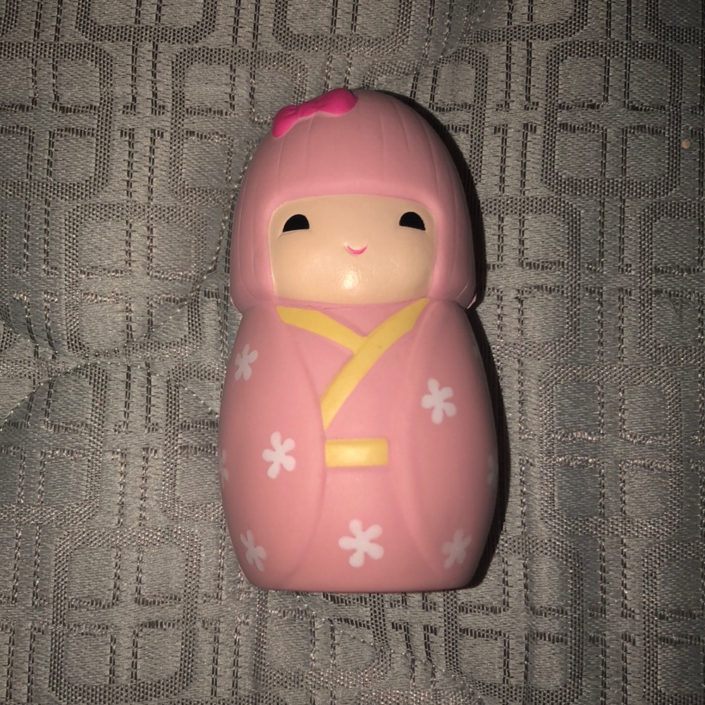 Super cute slow rising Chinese doll squishy!